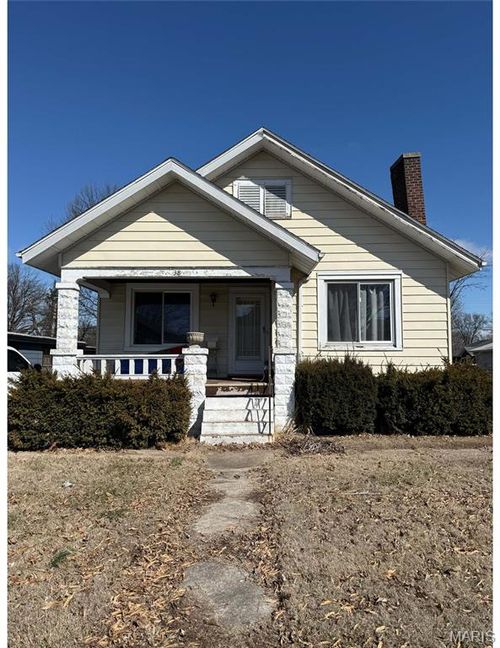 38 N Michigan Ave, Belleville, IL, 62221-5432 | Card Image