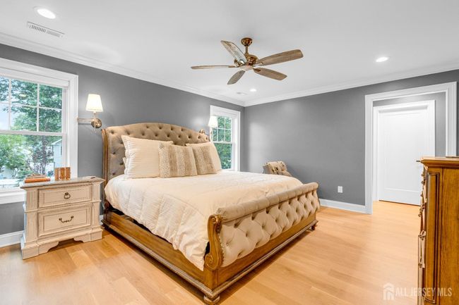 40 Cambridge Rd, House other with 5 bedrooms, 3 bathrooms and null parking in Edison NJ | Image 15