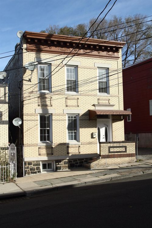 1320 44th St, North Bergen, NJ, 07047-2717 | Card Image