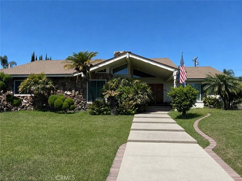 10003 Mattock Ave, Downey, CA, 90240-3528 | Card Image