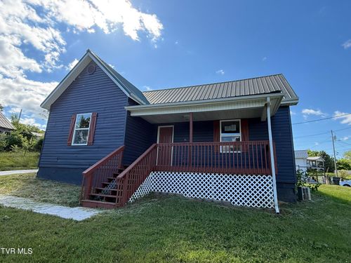 411 S Hill St, Greeneville, TN, 37745-3220 | Card Image