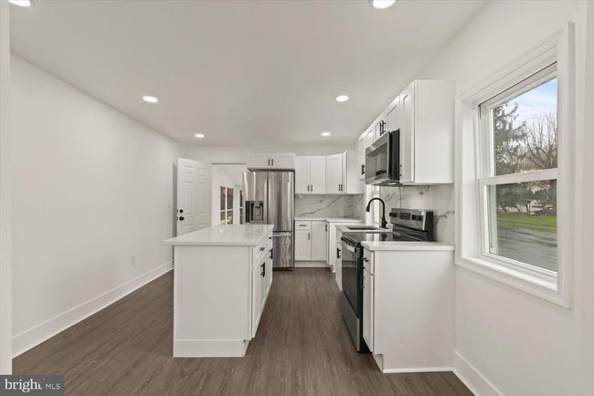 2 S Front St, Home with 3 bedrooms, 2 bathrooms and null parking in WORMLEYSBURG PA | Image 26