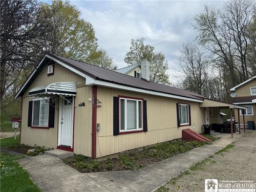 3462 Old Bridge Rd, Stow, NY, 14785-9707 | Card Image