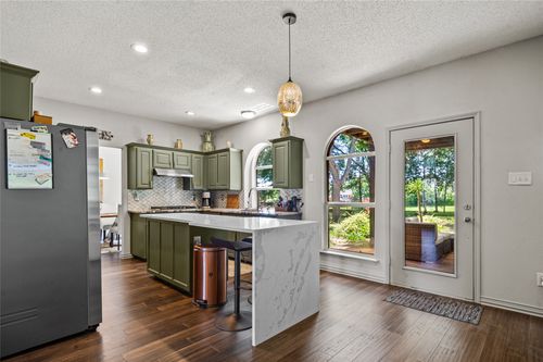 514 Baltusrol Cir, Garland, TX, 75044-5057 | Card Image