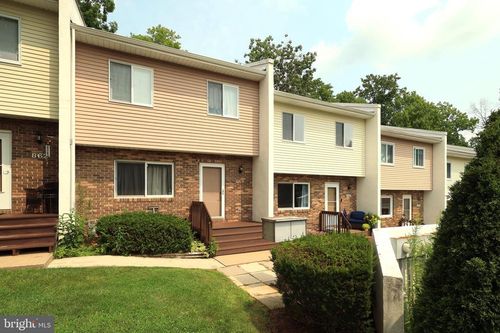 868 Galen Dr, STATE COLLEGE, PA, 16803-1164 | Card Image