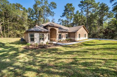 Sample home exterior front | Image 1