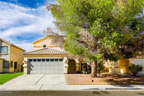371 Lander Dr, Henderson, NV, 89074-1308 | Card Image