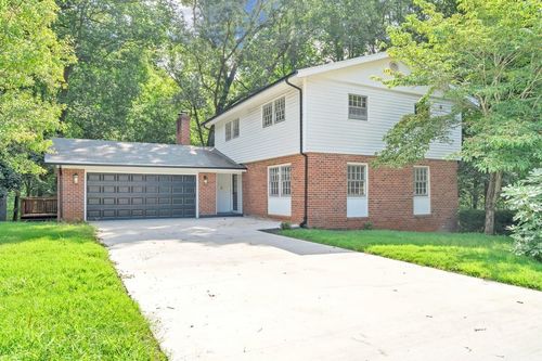 907 Hunting Ridge Rd, Martinsville, VA, 24112-5619 | Card Image