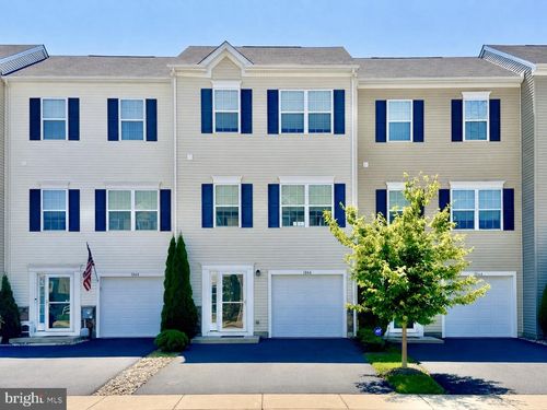 1066 Wickersham Way, MIDDLETOWN, DE, 19709-1800 | Card Image