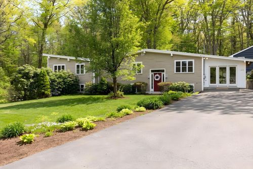 193 Orchard St, Millis, MA, 02054-1021 | Card Image
