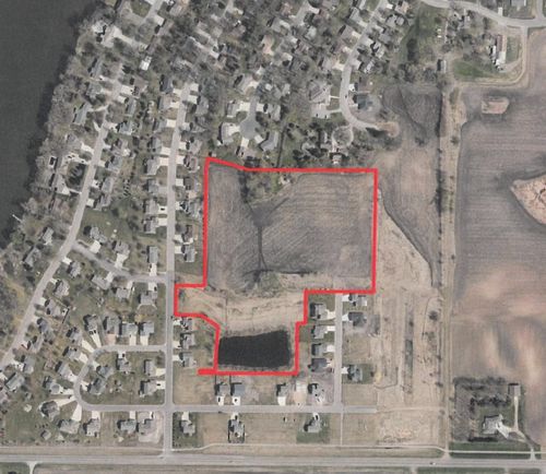 000 Roberts Rd Sw, Hutchinson, MN, 55350 | Card Image