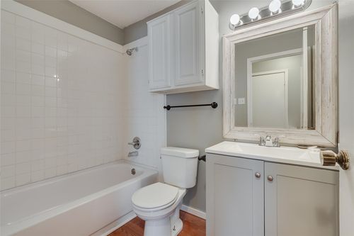 apt-4-3959 N Garland Ave, Garland, TX, 75040-8545 | Card Image