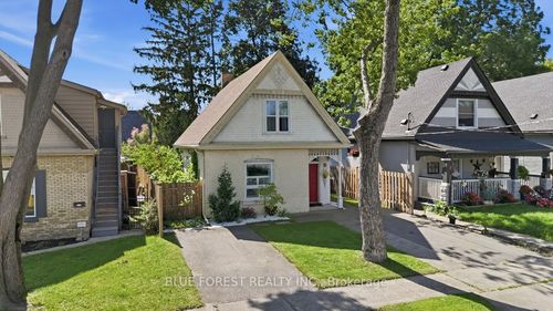 3 Marmora St, London, ON, N5Z1Z4 | Card Image