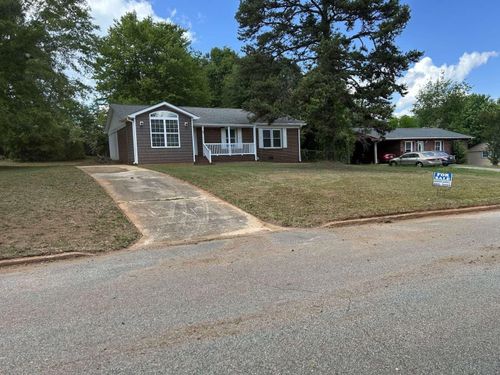 201 Saddle Dr, Gaffney, SC, 29340-6741 | Card Image