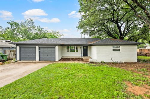 716 Norwood Dr, Hurst, TX, 76053-5769 | Card Image