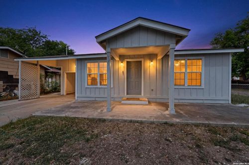 825 Fitch St, San Antonio, TX, 78214-1926 | Card Image