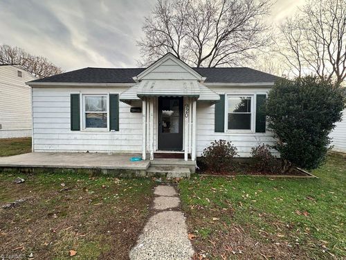 920 E Brookline St, Winston-Salem, NC, 27107-3339 | Card Image