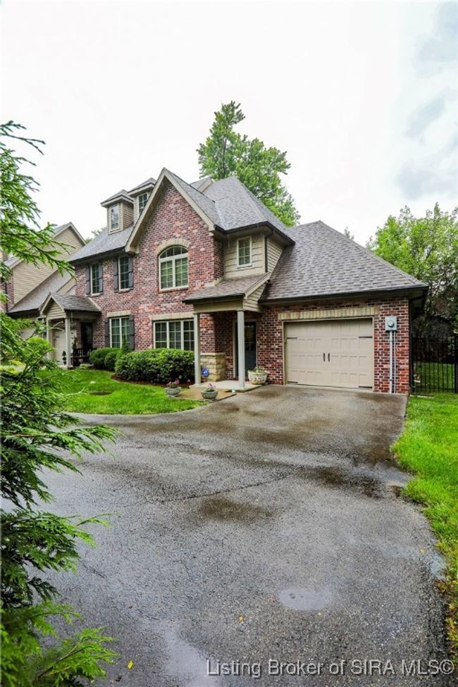 UNIT-25 - 2534 Charlestown Rd, Condo with 3 bedrooms, 2 bathrooms and null parking in New Albany IN | Image 27