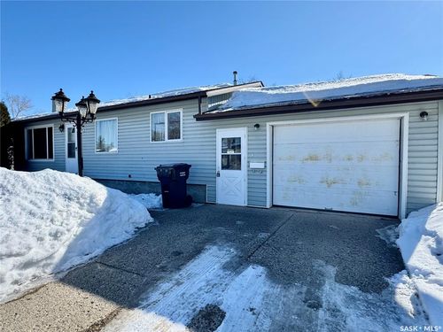 91 Redwood Dr, Yorkton, SK, S3N2N3 | Card Image