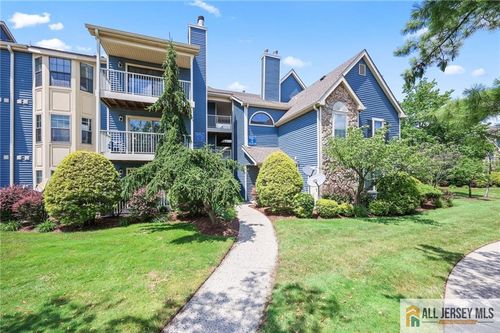 147-147 Longfield Ct, East Brunswick, NJ, 08816-1832 | Card Image