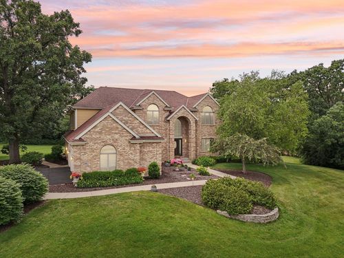 215 Augusta Way, North Prairie, WI, 53153-9613 | Card Image