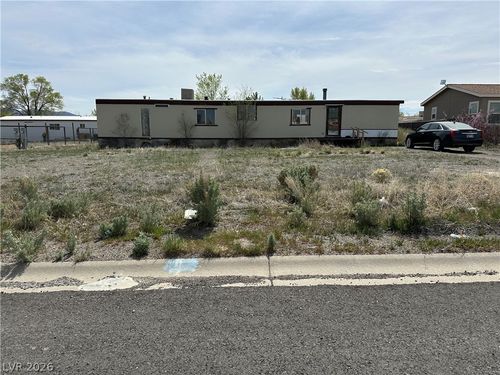 4 Wildcat Ln, Round Mountain, NV, 89045-9707 | Card Image