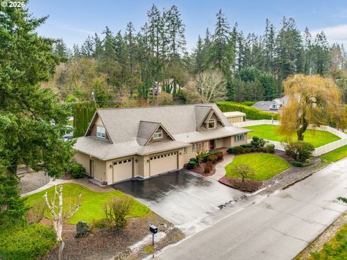 23708 1st St Ne, Aurora, OR, 97002-9605 | Card Image