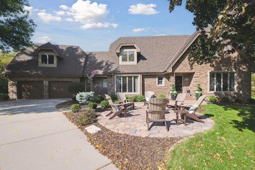 815 Alvarado Ln N, Plymouth, MN, 55447-3332 | Card Image