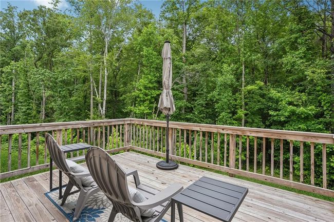 5662 Valley Loop, House other with 4 bedrooms, 3 bathrooms and null parking in Fairburn GA | Image 37