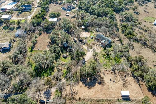 321 Navajo Trl, Georgetown, TX, 78633-9449 | Card Image