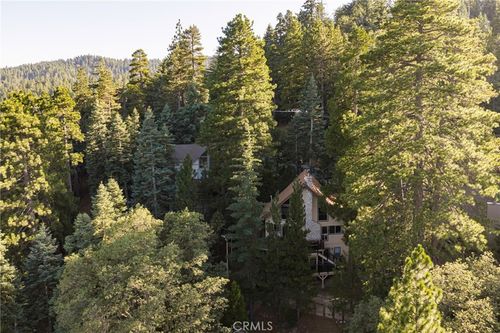 26621 Thunderbird Dr, Lake Arrowhead, CA, 92352 | Card Image