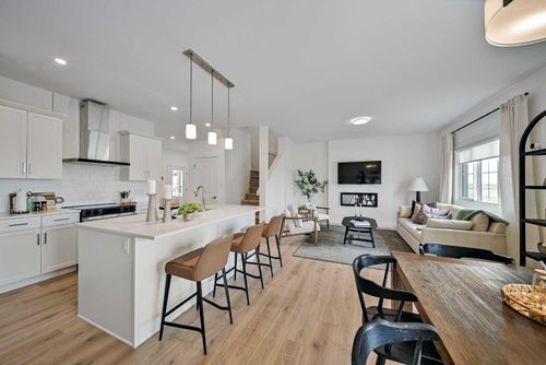 517 Ranch Gdns, Strathmore, AB, T1P | Card Image