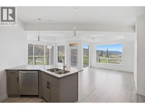 311-651 Dunes Drive, Kamloops, BC, V2B8M8 | Card Image