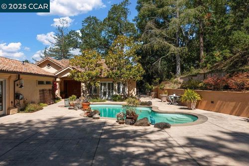 3949 Canyon Rd, Lafayette, CA, 94549-2701 | Card Image