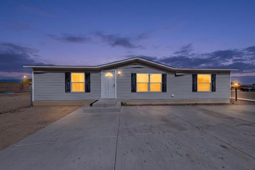 3829 Porto Fino Ct Sw, Albuquerque, NM, 87121-8653 | Card Image