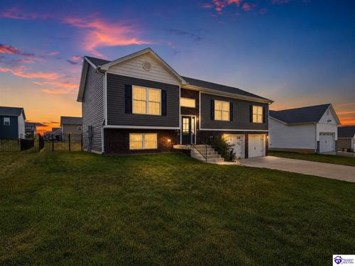 107 Seabiscuit Ct, Elizabethtown, KY, 42701-4423 | Card Image