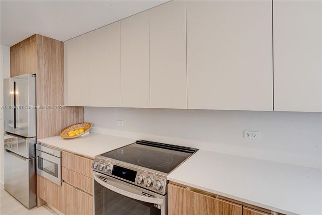 APT-1505 - 1370 Ocean Blvd, Condo with 2 bedrooms, 2 bathrooms and null parking in Pompano Beach FL | Image 20