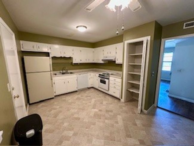 359 - 359 Deer Lake Dr, Condo with 2 bedrooms, 1 bathrooms and 1 parking in Nashville TN | Image 5