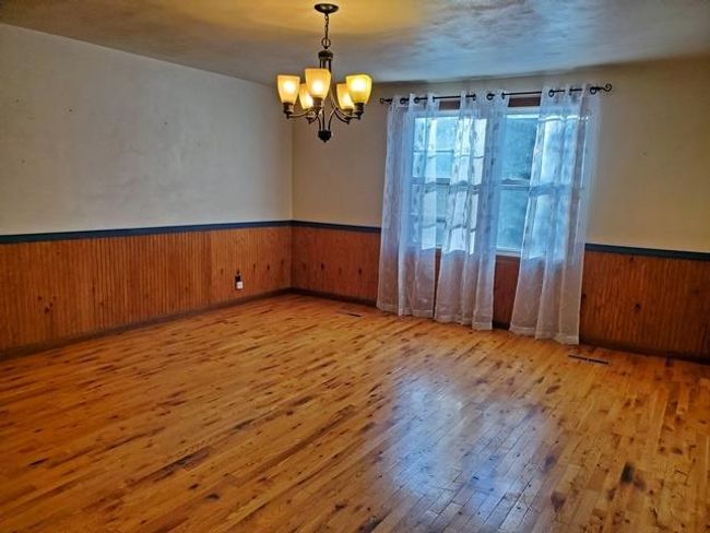 309 E Clark St, House other with 5 bedrooms, 3 bathrooms and null parking in SPENCER WI | Image 5