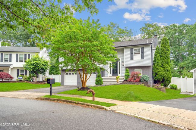 16 Lamp Post Ct, House other with 4 bedrooms, 3 bathrooms and null parking in Howell NJ | Image 6
