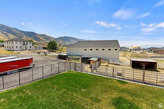 898 E 260 N, House other with 4 bedrooms, 5 bathrooms and 9 parking in Hyde Park UT | Image 50