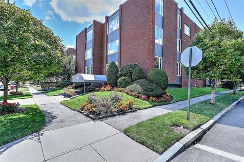 103-30 Blackstone Blvd, Providence, RI, 02906-5445 | Card Image