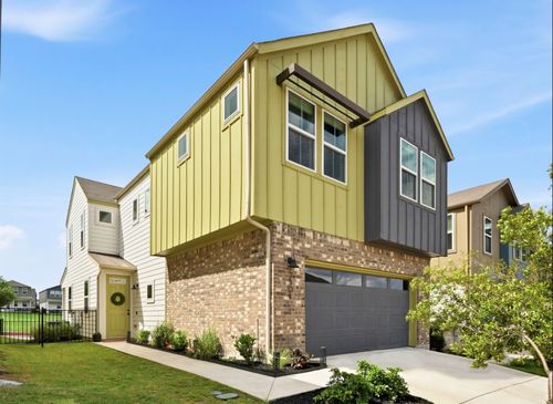 153-7504 Chesapeake Rail Ln, Austin, TX, 78744-4582 | Card Image