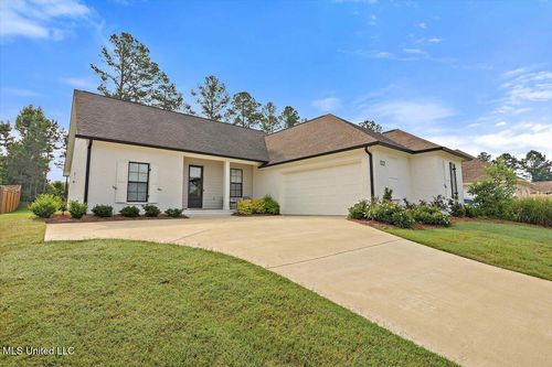 122 Seymour Dr, Madison, MS, 39110-1219 | Card Image