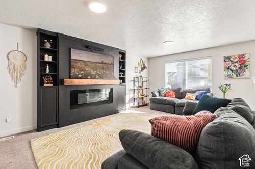 462 S Sunland Way, Saratoga Springs, UT, 84045-5821 | Card Image