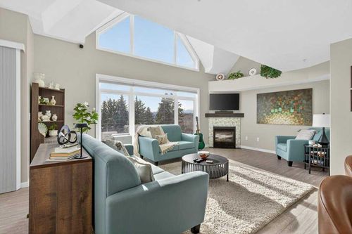 305-141 Mountain St, Cochrane, AB, T4C1Z5 | Card Image