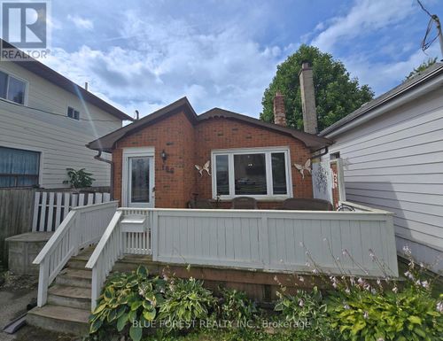 186 Centre St, Saint Thomas, ON, N5R3A4 | Card Image