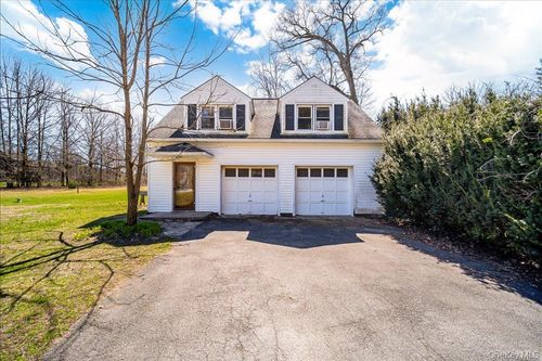 49-47-49 River Rd, New Paltz, NY, 12561-3009 | Card Image