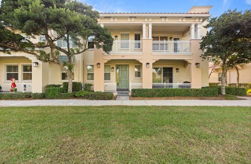 4025 Cascada Cir, HOLLYWOOD, FL, 33024-8517 | Card Image