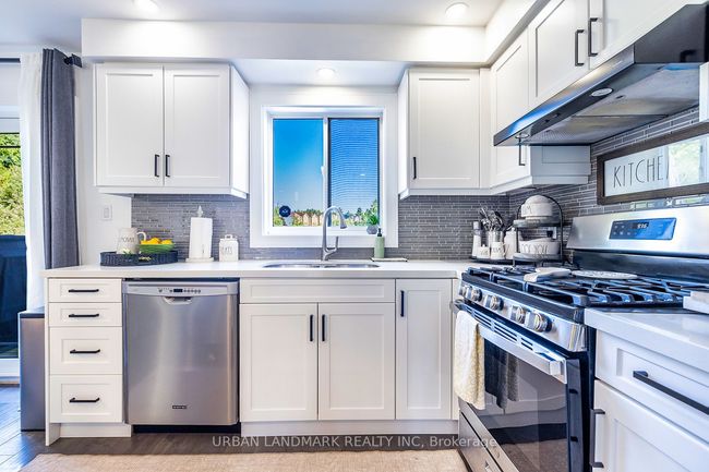 26 Brookside St, House other with 4 bedrooms, 2 bathrooms and 2 parking in Millbrook ON | Image 15